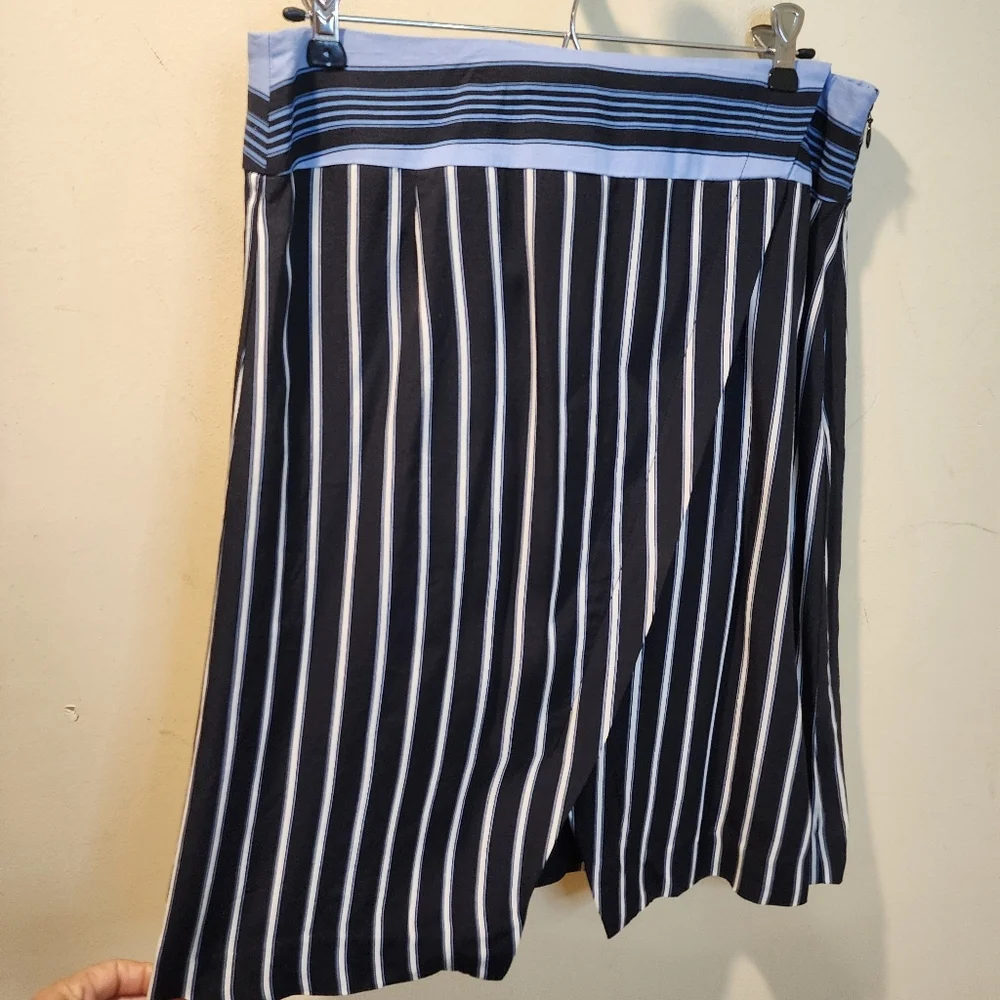 LOFT Black and Blue  Striped Skirt Size  8